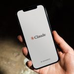 Claude Cowork finally remembers what you told the app in chat
